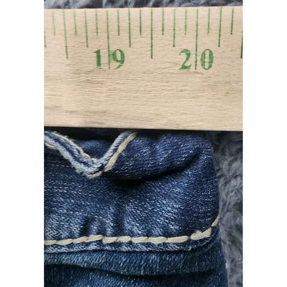 Maurices Denim Shorts Womens 20 Dark Wash Embroidered Cuffed Stretch EUC - Picture 5 of 6